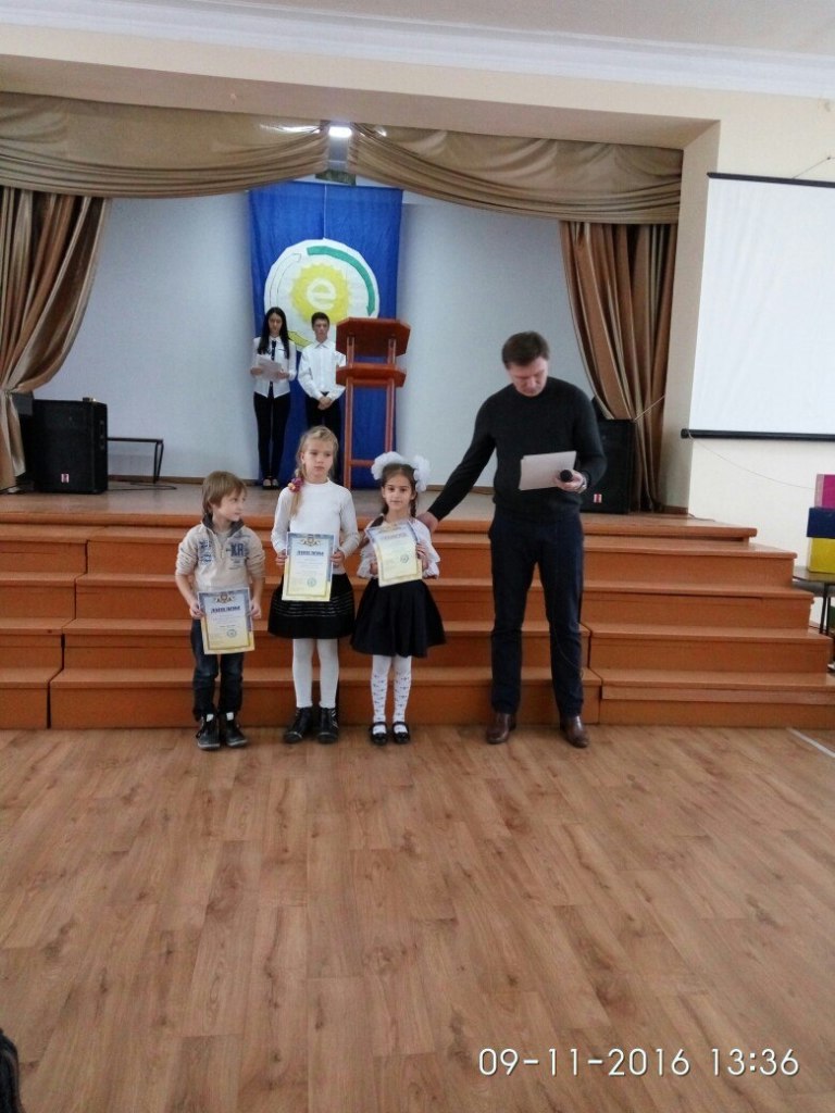 pKnARqlJKyM